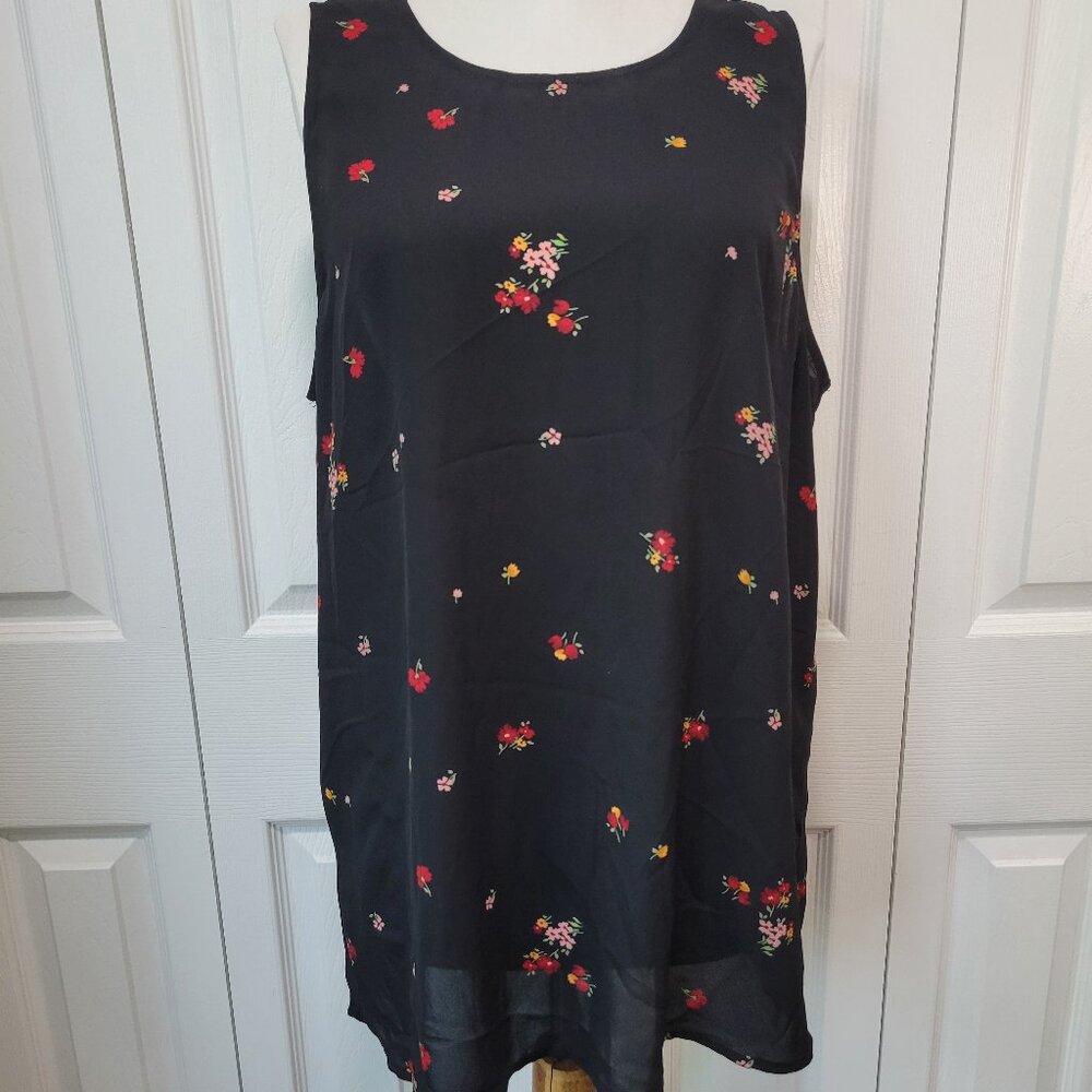 WHO WHAT WEAR Black Floral Keyhole Back Sleeveless Blouse Top sz XL EUC Office